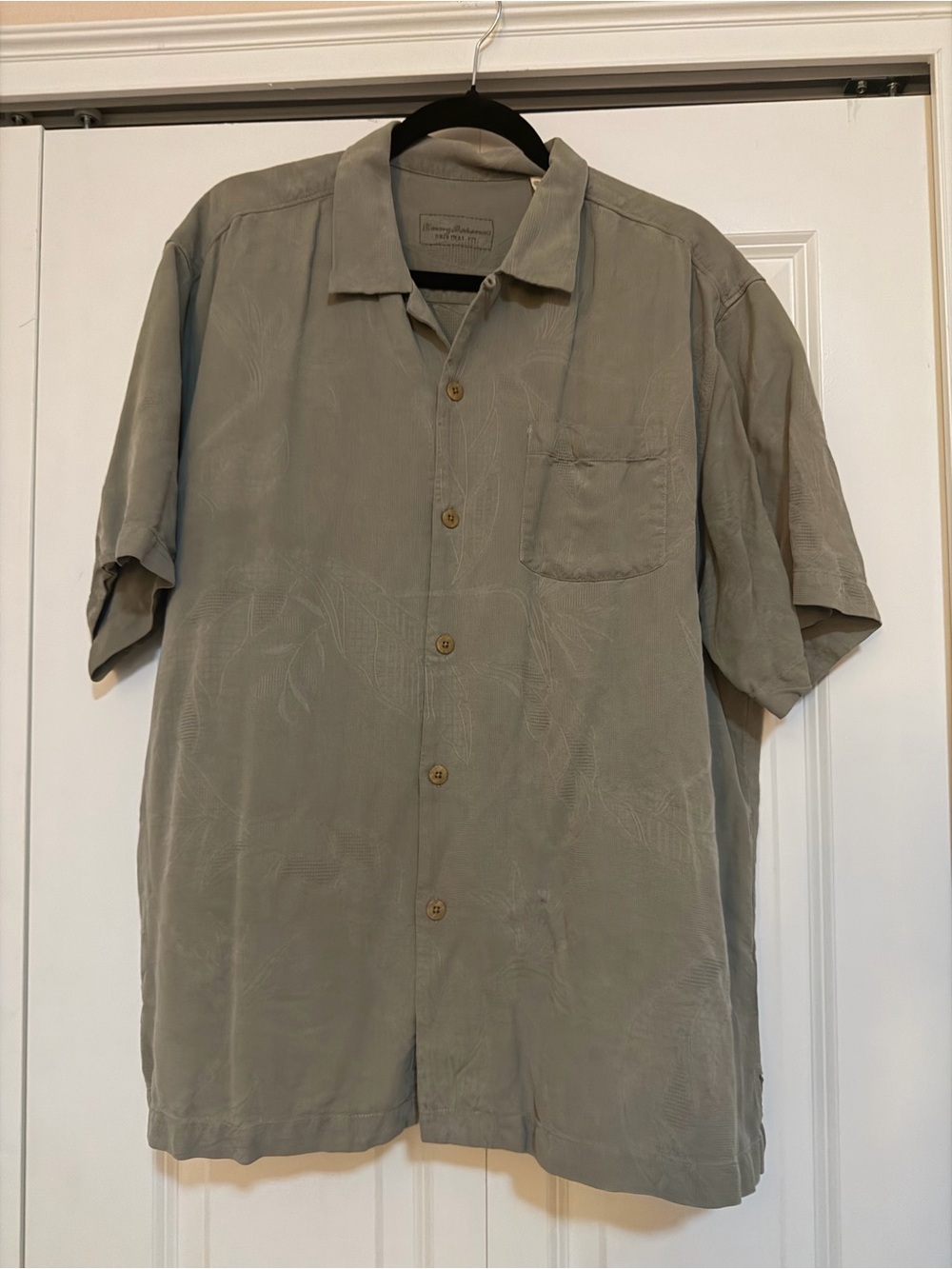 Tommy Bahama Short Sleeve Button-Up Shirt in Sage